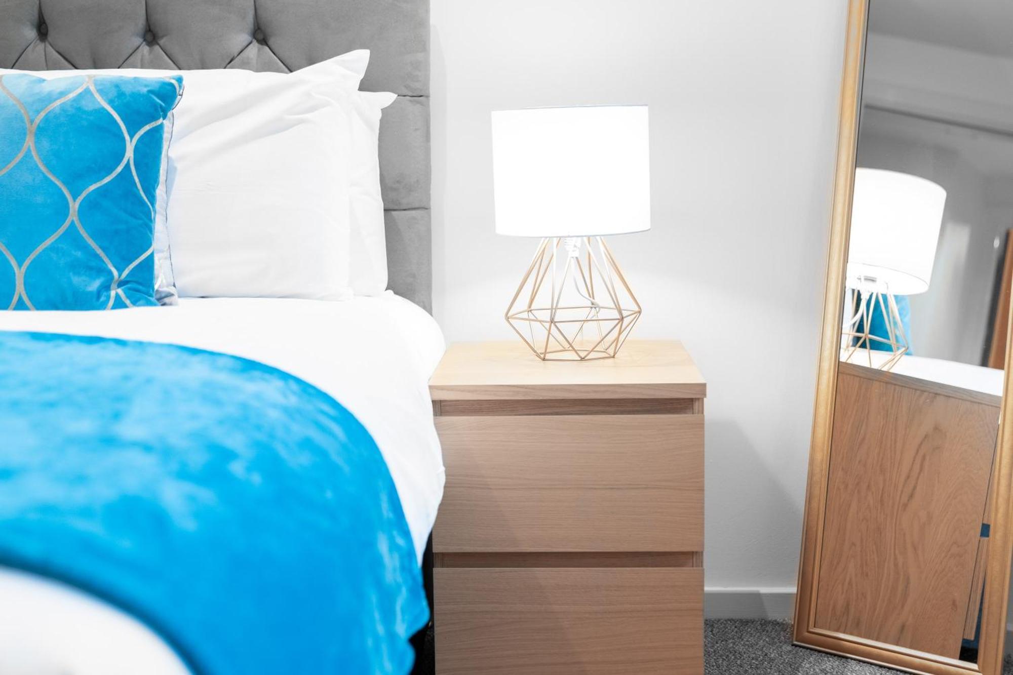 City Centre Apartment - 2 Bedroom - Secure Parking - Top Rated - 201M Birmingham Zewnętrze zdjęcie